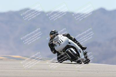 media/Apr-20-2025-CVMA (Sun) [[39090e8767]]/Race 9-Formula LW Twins Shootout/